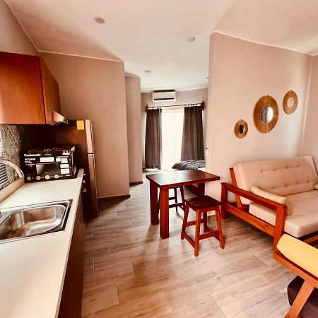 Hotel Manglar Suites Махахуал Екстериор снимка