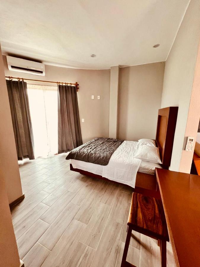 Hotel Manglar Suites Махахуал Екстериор снимка
