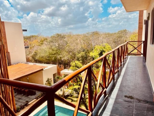 Hotel Manglar Suites Махахуал Екстериор снимка