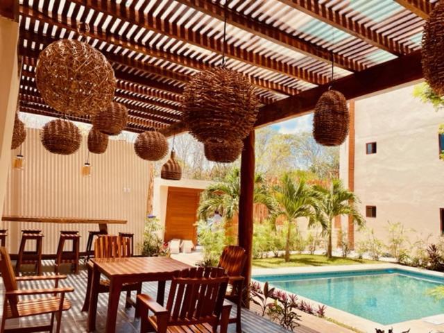 Hotel Manglar Suites Махахуал Екстериор снимка